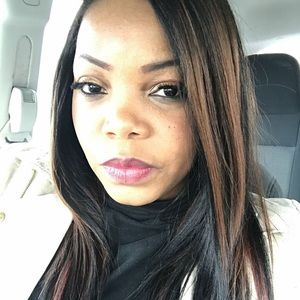 Meet your Posher, Latonya